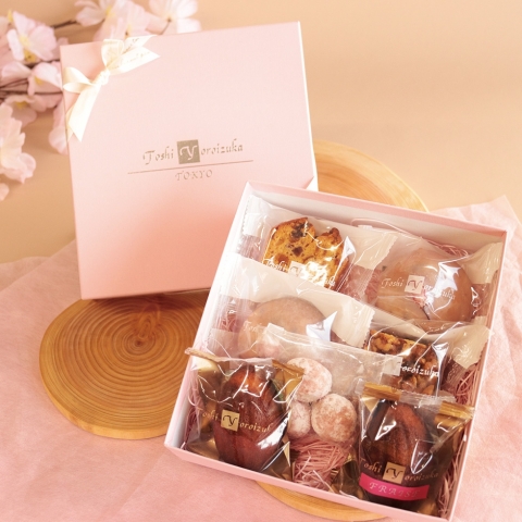 Sakura Gift