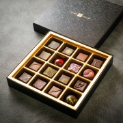 �{���{���V���R��16��