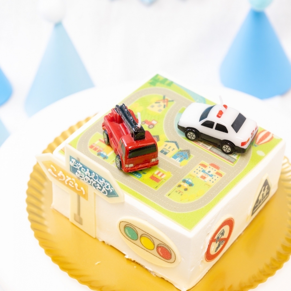�g�~�J�@�f�R���[�V�����P�[�L