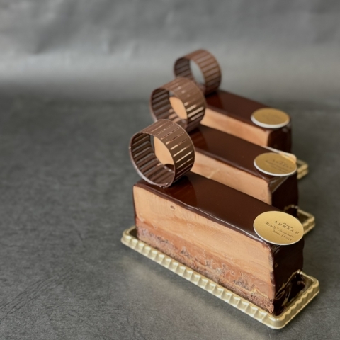 �g���j�e�B