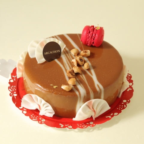 �}������