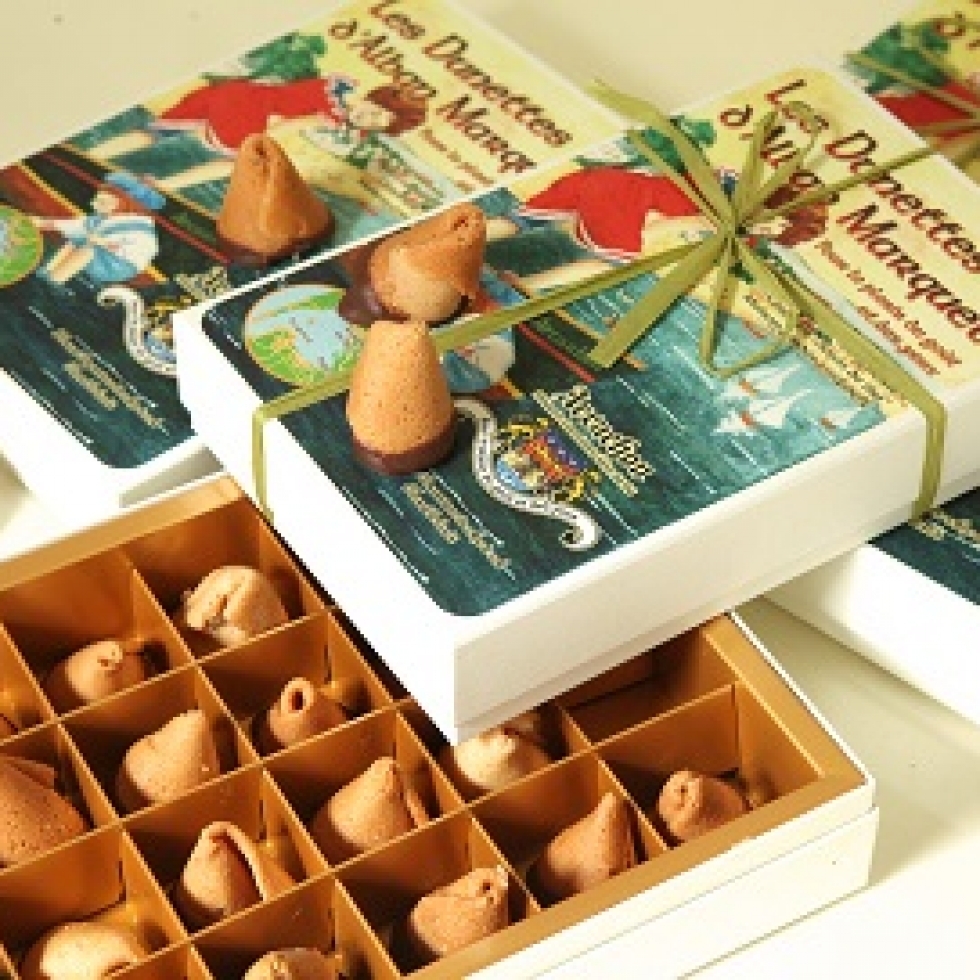 �f���l�b�g������