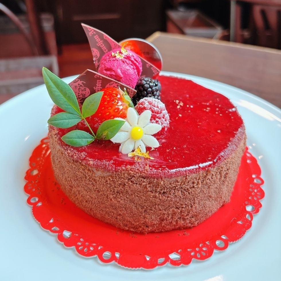 �V���R���t�����{���[�Y�@