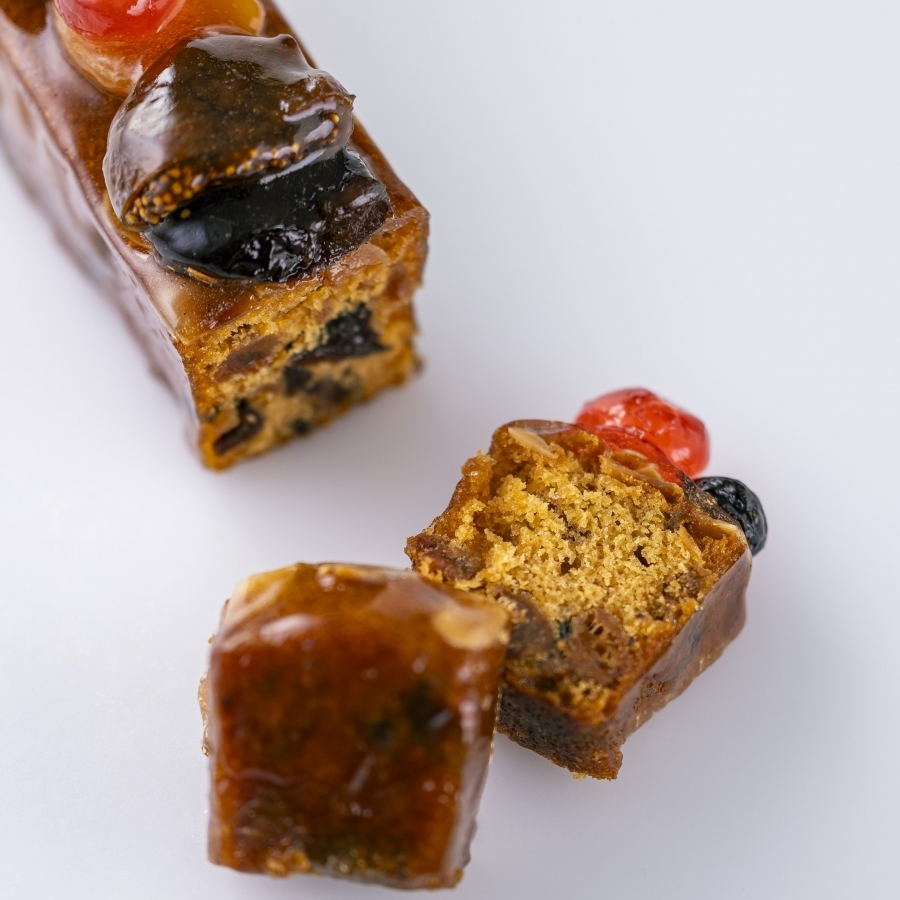 Cake aux fruits entierケーク オ フリュイ アンチェ オー フィル ドゥ