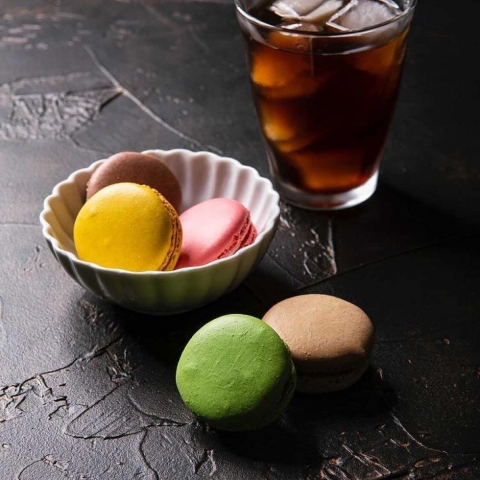 �}�J����