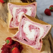 �X�g���x���[�u���b�h