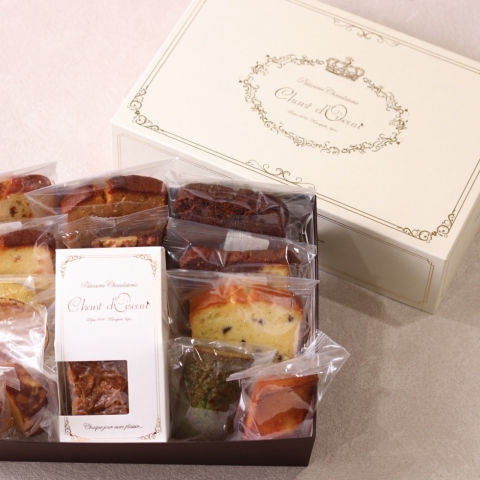 �M�t�g�{�b�N�X