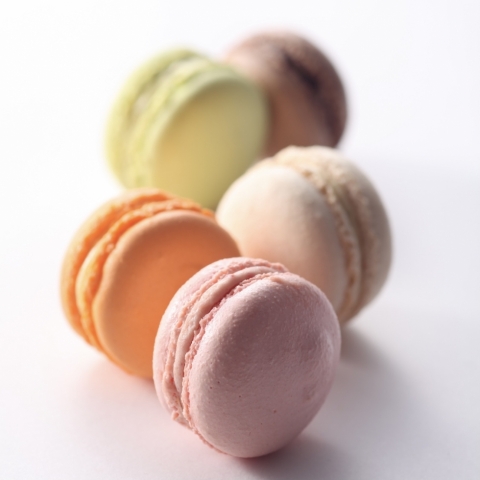 �}�J����