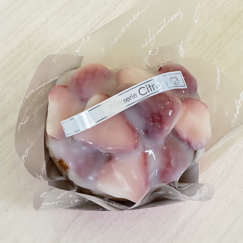 �f�R���[��