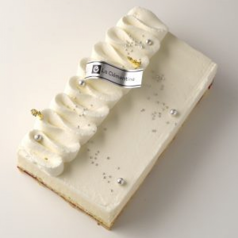 ���A�`�[�Y�E�A���g�����q�z���r