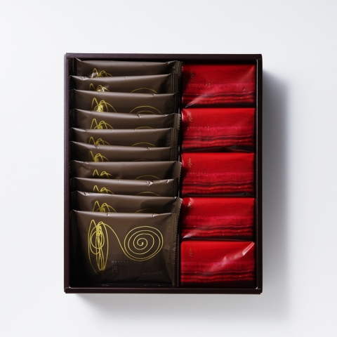 SPECIALITY@CHOCOLAT ASSORTEDiSjt&~A\[gBOX