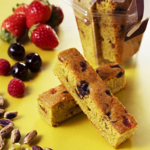 Mochi�u���E�j�[�Y �s�X�^�`�I�ƐԂ��t���[�c