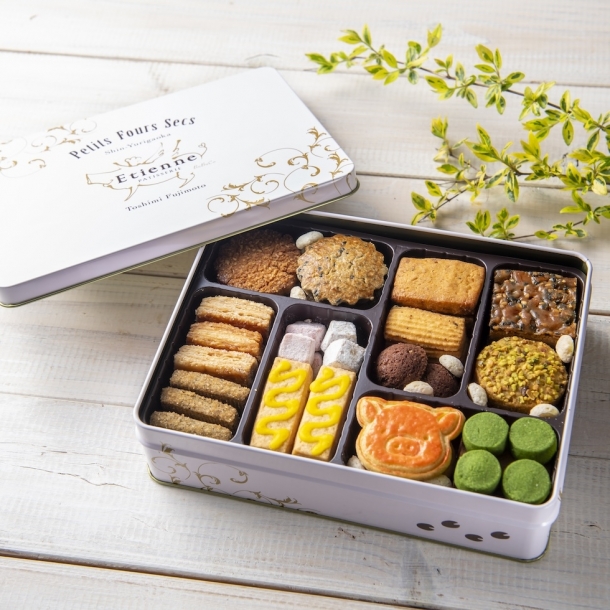 New!イマン❤︎オデットブレッド缶 イマン オデット ホーロー ブレッド