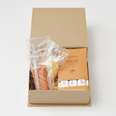 �R�[�q�[�M�t�gS