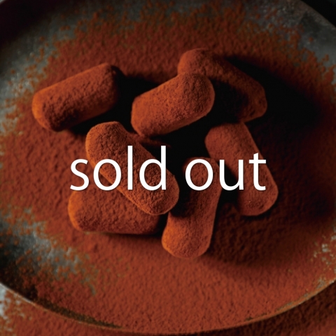 ���`���R