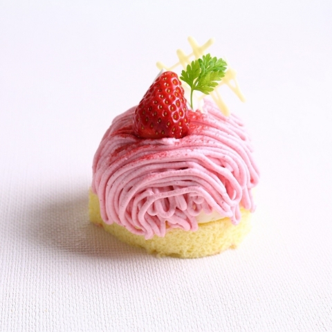 䕂̃����u�����y4���}���X���[�P�[�L�z