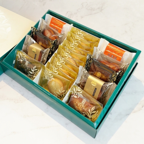 4,000�M�t�g�A�\�[�g