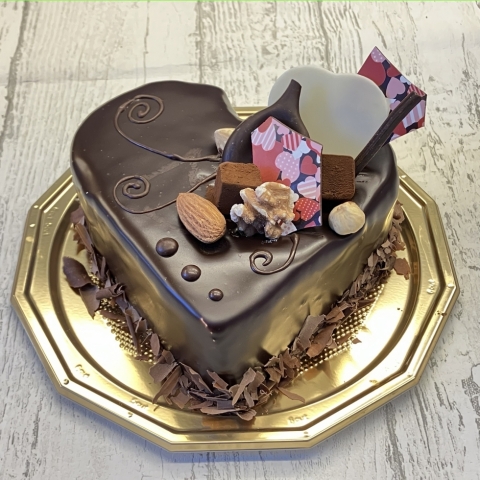 <hn> �n�[�g�̃A���g�����V���R��</hn>