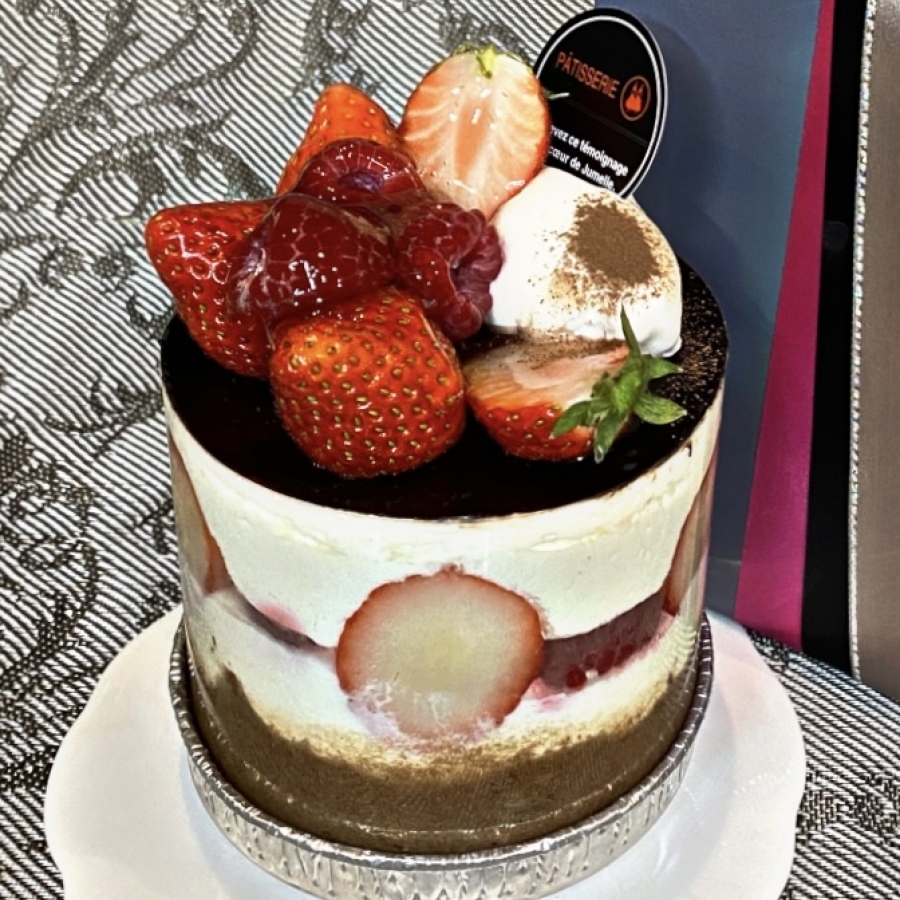 ちょこケーキ　3点 ちょこ3号デコレーション パティスリージュメル
