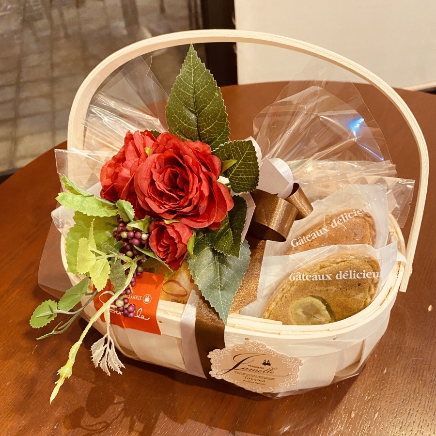 ウッドチップ☆バスケット（ホワイトカラー） パティスリージュメル