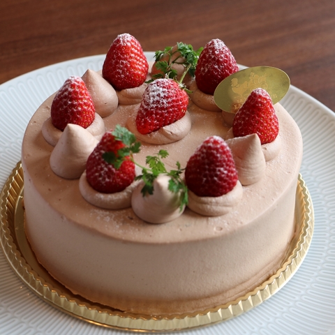 苺のチョコケーキ（8号以上）（国産イチゴの時期のみ）