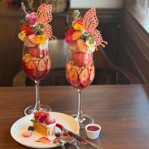 �p���t�F�ށi�p�t�F�j