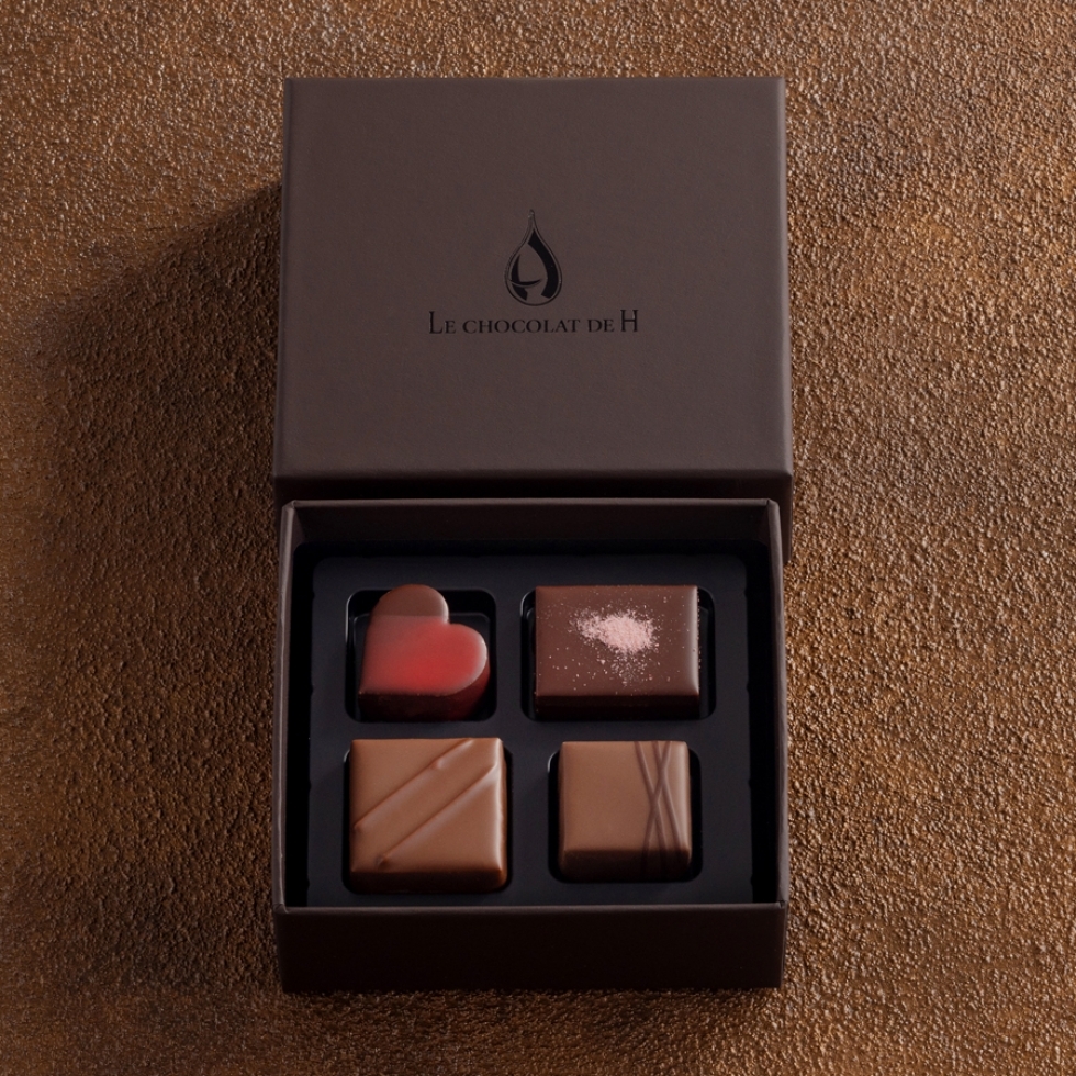 �A�b�V���Z���N�V����4����