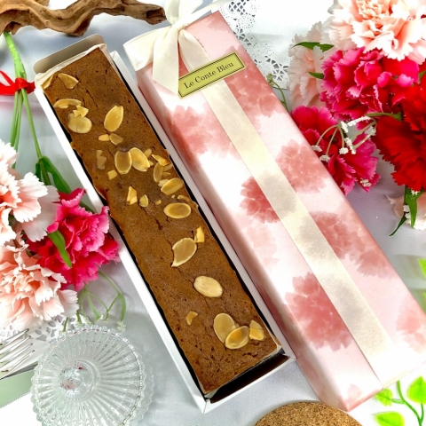 �y��̓��z�����S�ƃL���������̃A�[�����h�P�[�L