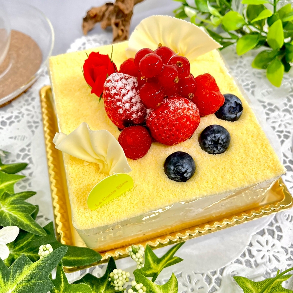 レアチーズケーキ(ホール)