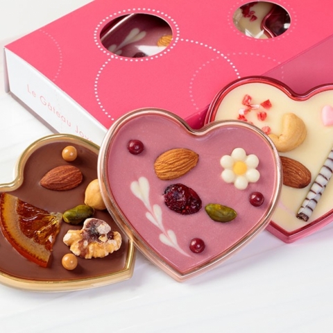 �}���f�B�A��