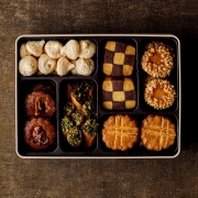 yzzPetits four secs`veBt[ZbN6`