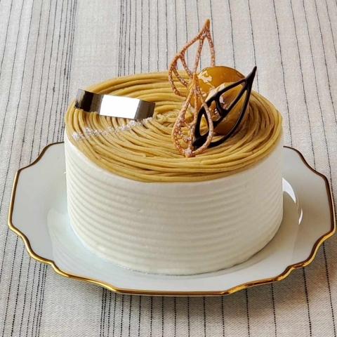 �}���[��g���e�i�X���󂯎��j
