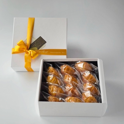 ���Ԃ��̃}�h���[�k�M�t�g(����)