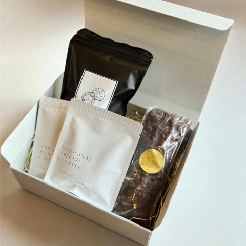 �R�t���E�u����