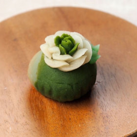 ��-����-