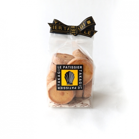 �f�B�A�}��