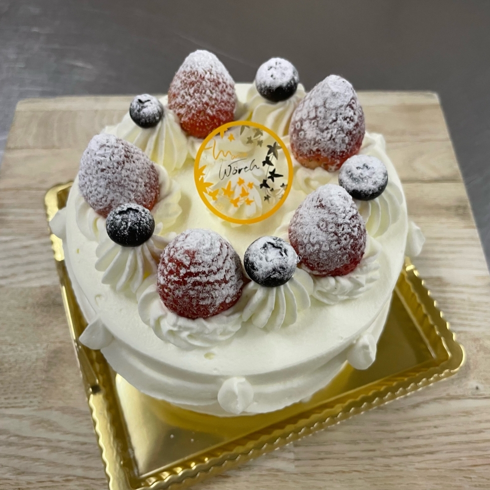 生クリームホールケーキ各種