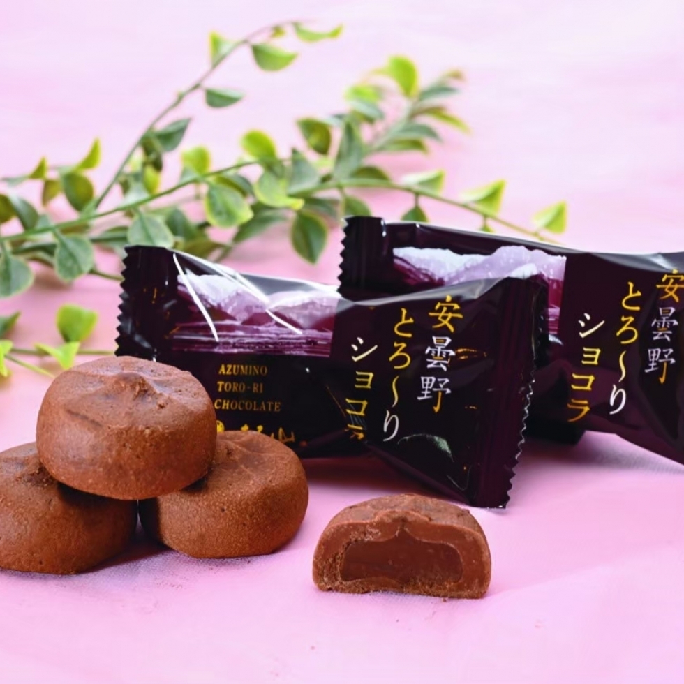 ���ܖ�Ƃ�`��V���R��