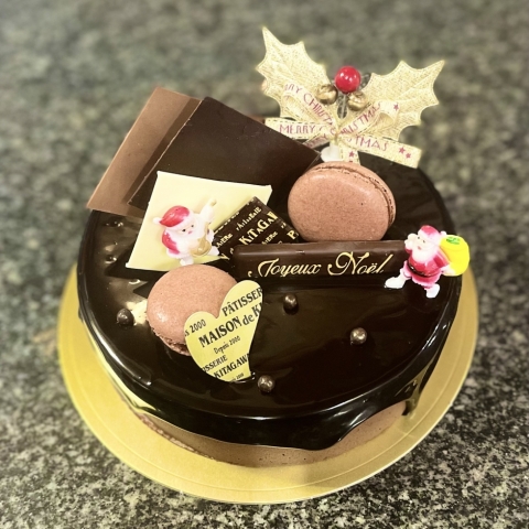 �A�K�g�D�E�V���R��