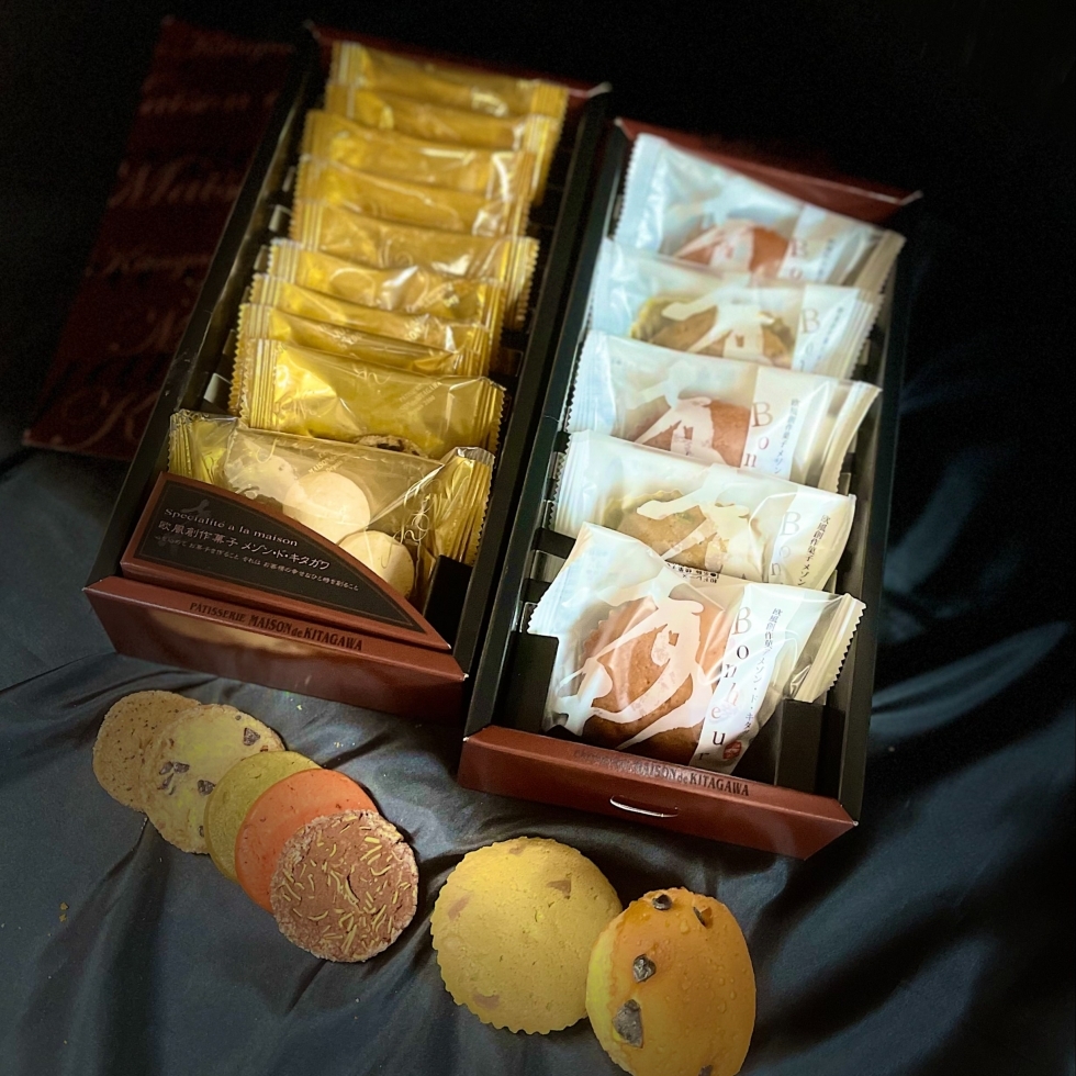 �F�{�n�Y�M�t�g �A