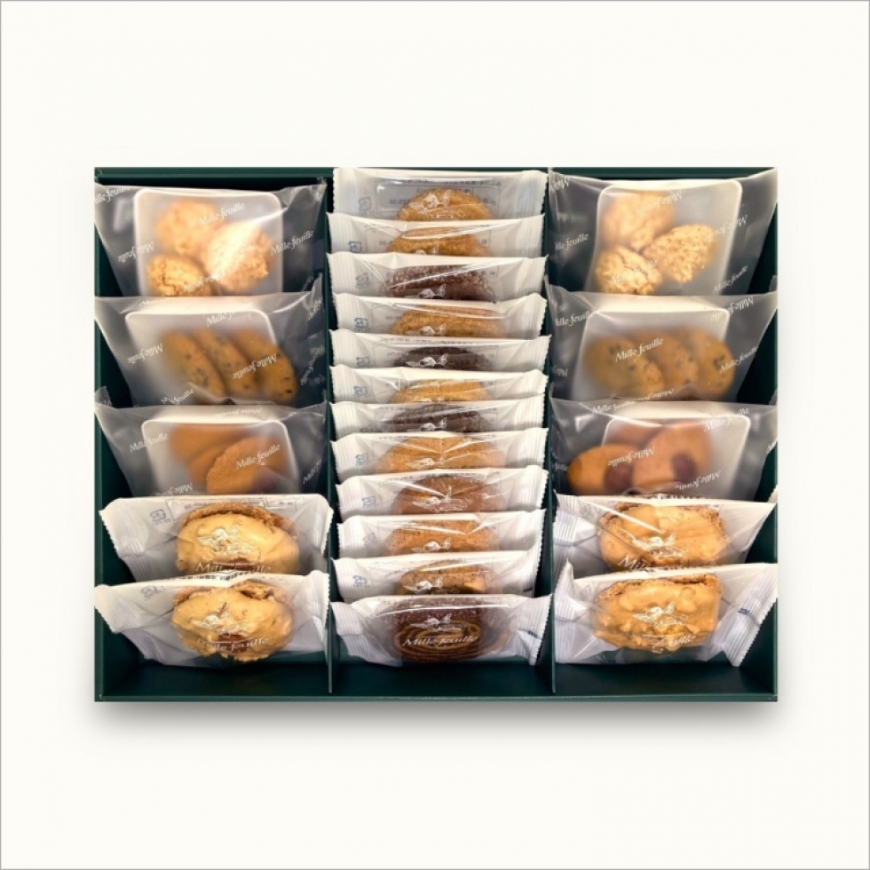 �y�X�����z�v���~�A���N�b�L�[22������