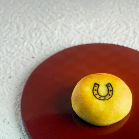 �}�t�ف@����