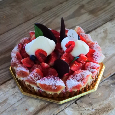 ���n���������^���g�f�R���[�V����