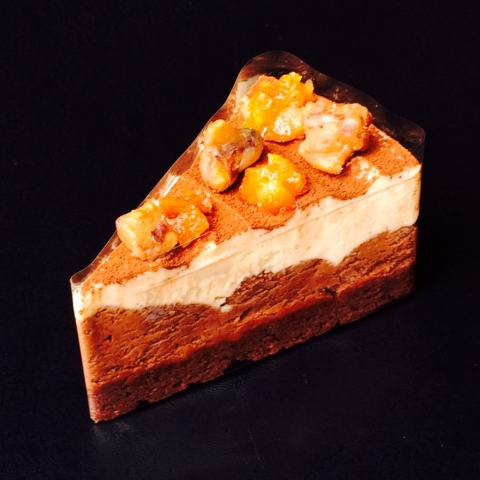 �����V����