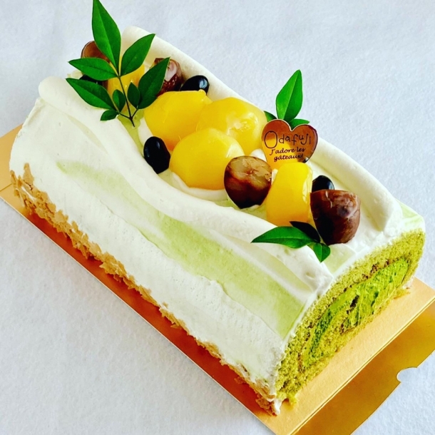 抹茶のロールケーキ おだふじ