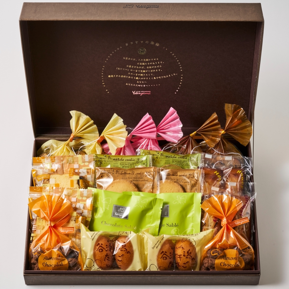 �S�ق����G~F�@�l�ߍ��킹�M�t�g