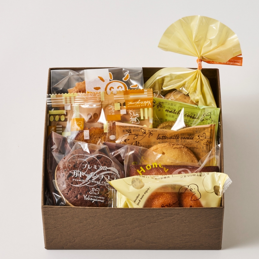 �S�ق����@�l�ߍ��킹�M�t�g�i�{�̉��i��2242�`��4748�j