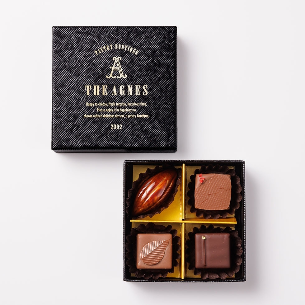 �{���{���V���R��4������