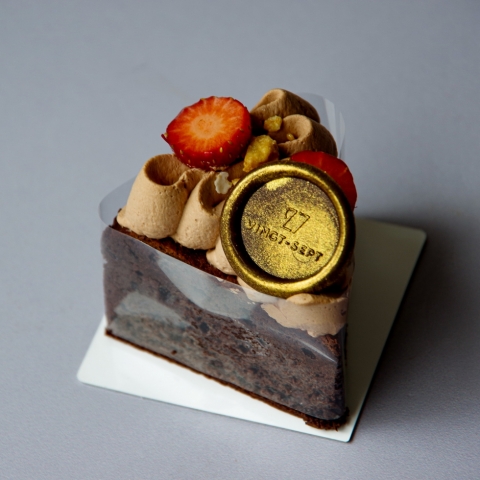 �K�g�[�V���R��