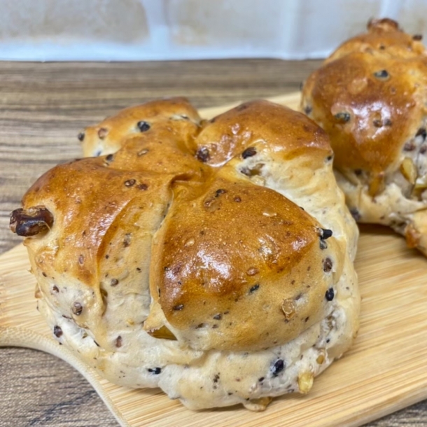 十七穀のくるみパン ピーターパン